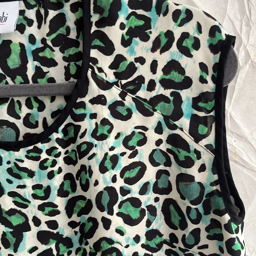 Cabi Cheetah Print Tank Top w/Inner Lining - Picture 3 of 7